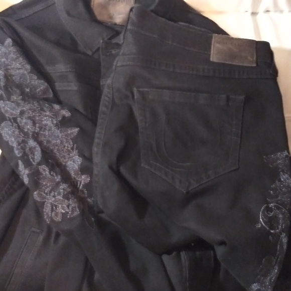 Authentic "True Religion" Jeans Set - Picture 1 of 5